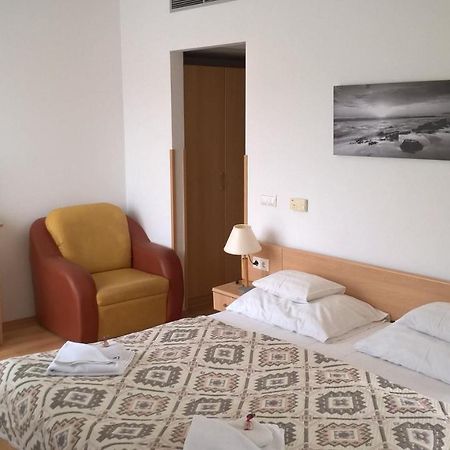 Lilla Wellnessapartman Залакарос Екстериор снимка
