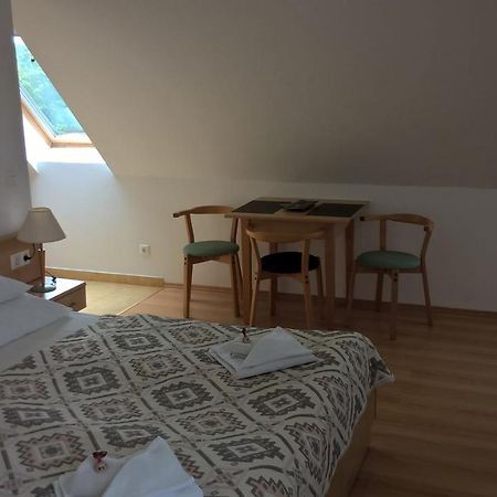 Lilla Wellnessapartman Залакарос Екстериор снимка