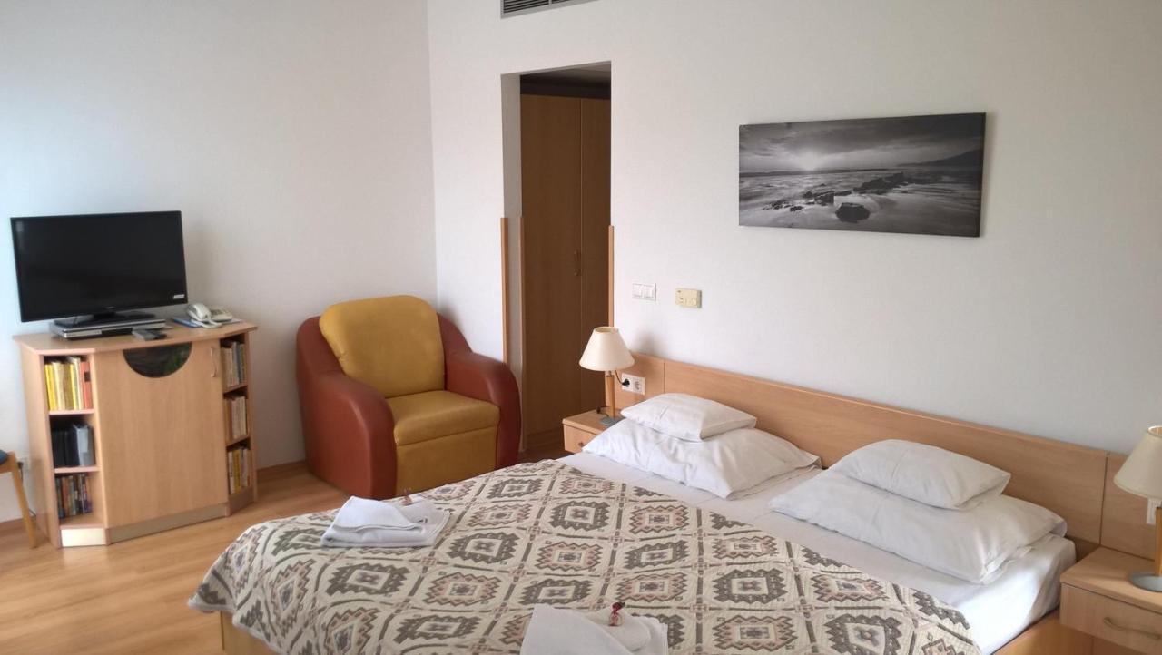 Lilla Wellnessapartman Залакарос Екстериор снимка