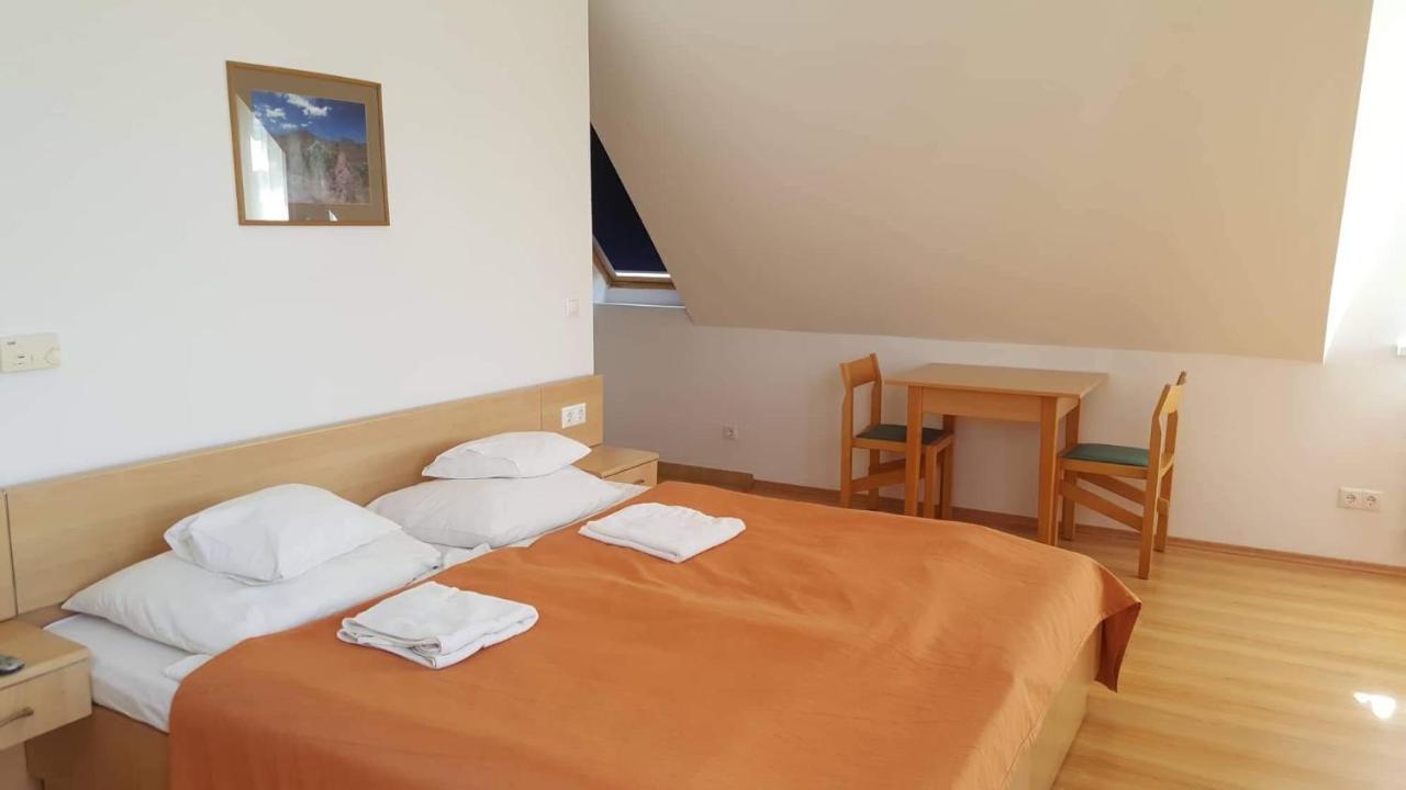 Lilla Wellnessapartman Залакарос Екстериор снимка