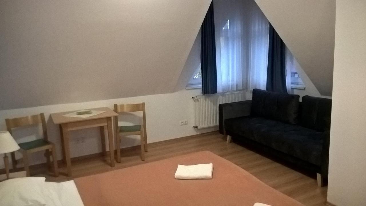 Lilla Wellnessapartman Залакарос Екстериор снимка
